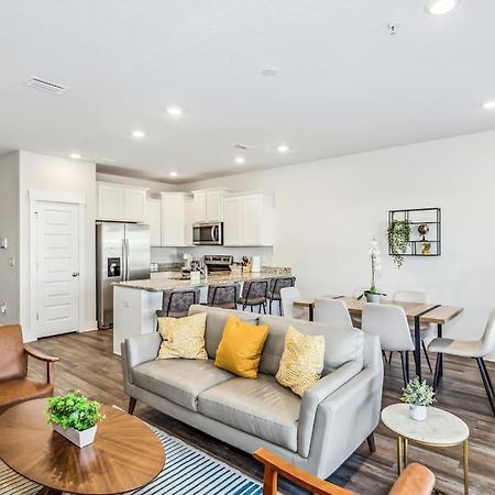 Luxury Townhome Near Downtown And Pensacola Beach Bagian luar foto