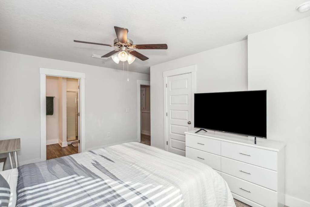 Luxury Townhome Near Downtown And Pensacola Beach Bagian luar foto