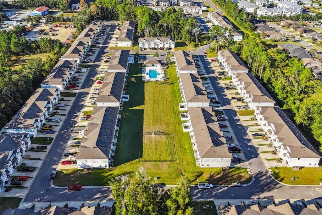 Luxury Townhome Near Downtown And Pensacola Beach Bagian luar foto