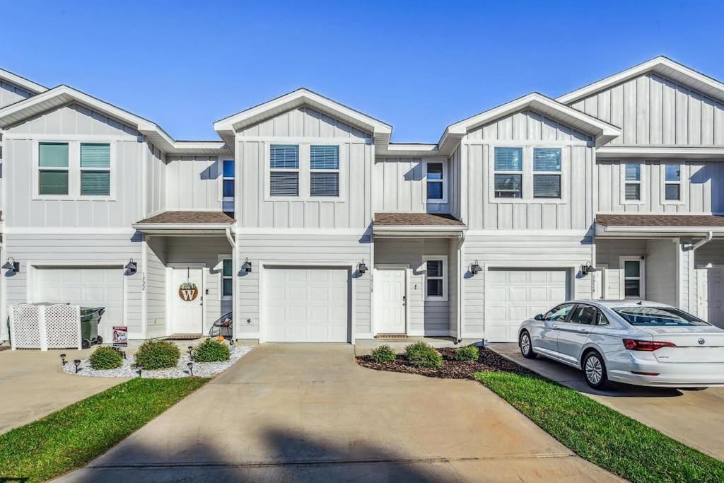 Luxury Townhome Near Downtown And Pensacola Beach Bagian luar foto