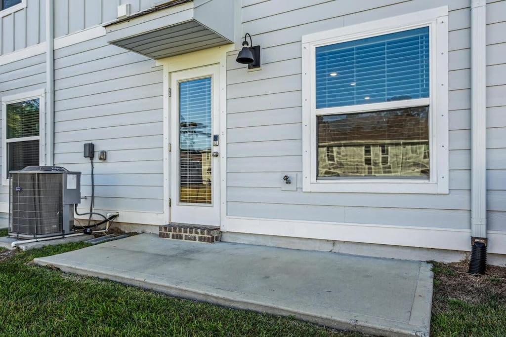 Luxury Townhome Near Downtown And Pensacola Beach Bagian luar foto